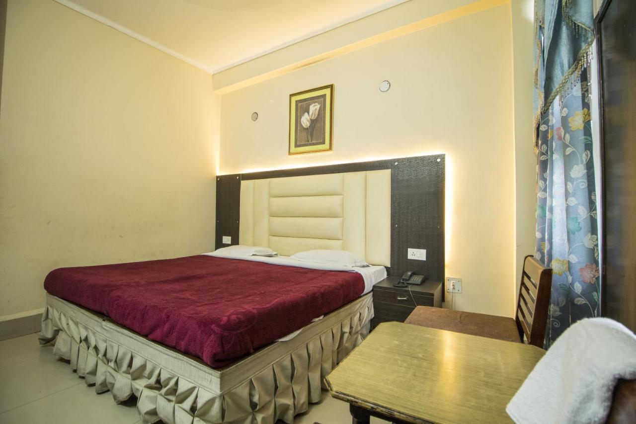 Wow Stayz2 Hotel Jahanvi Dale Haridwār Extérieur photo