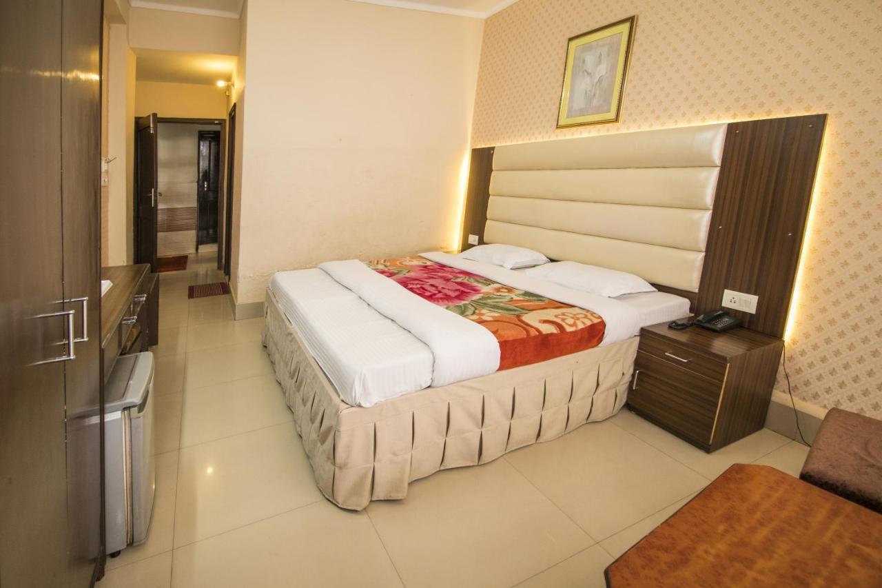 Wow Stayz2 Hotel Jahanvi Dale Haridwār Extérieur photo