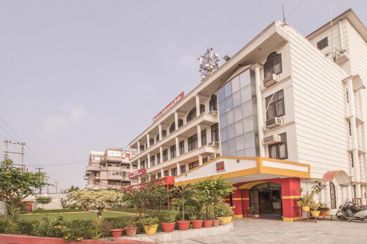 Wow Stayz2 Hotel Jahanvi Dale Haridwār Extérieur photo